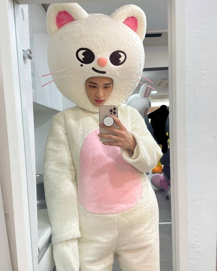 instagram.com/realstraykids