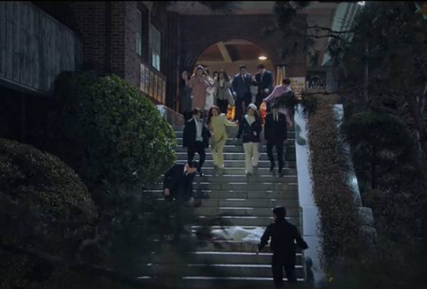 The Penthouse 2 (Dok. SBS)