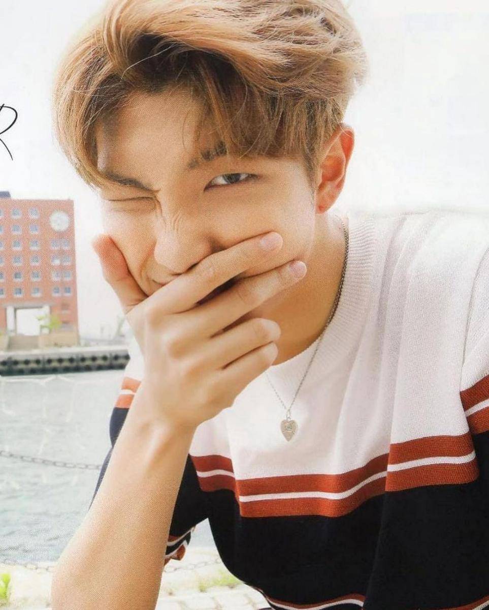 instagram.com/bts.bighitofical