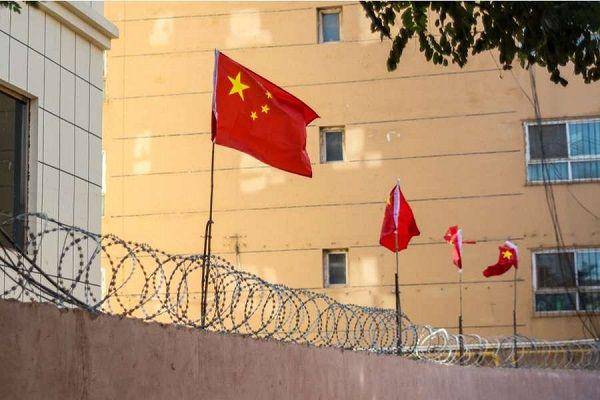 Kamp penahanan kaum Uighur di Xinjiang, Tiongkok. (Instagram.com/ReaderDon7)