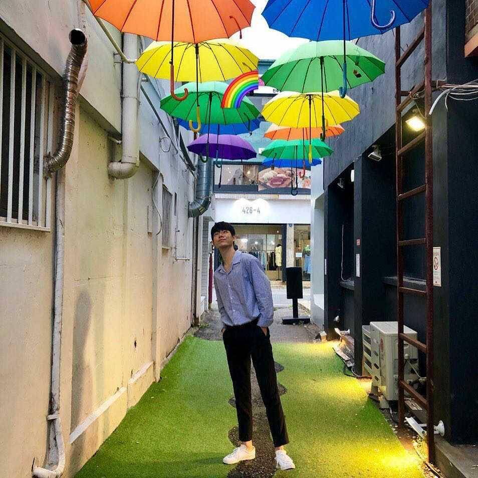 instagram.com/bxbxbxbxb_