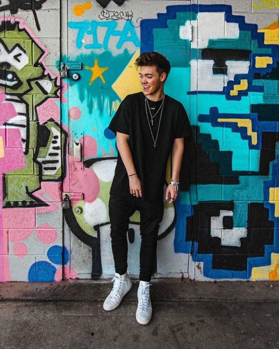 Instagram.com/imzachherron