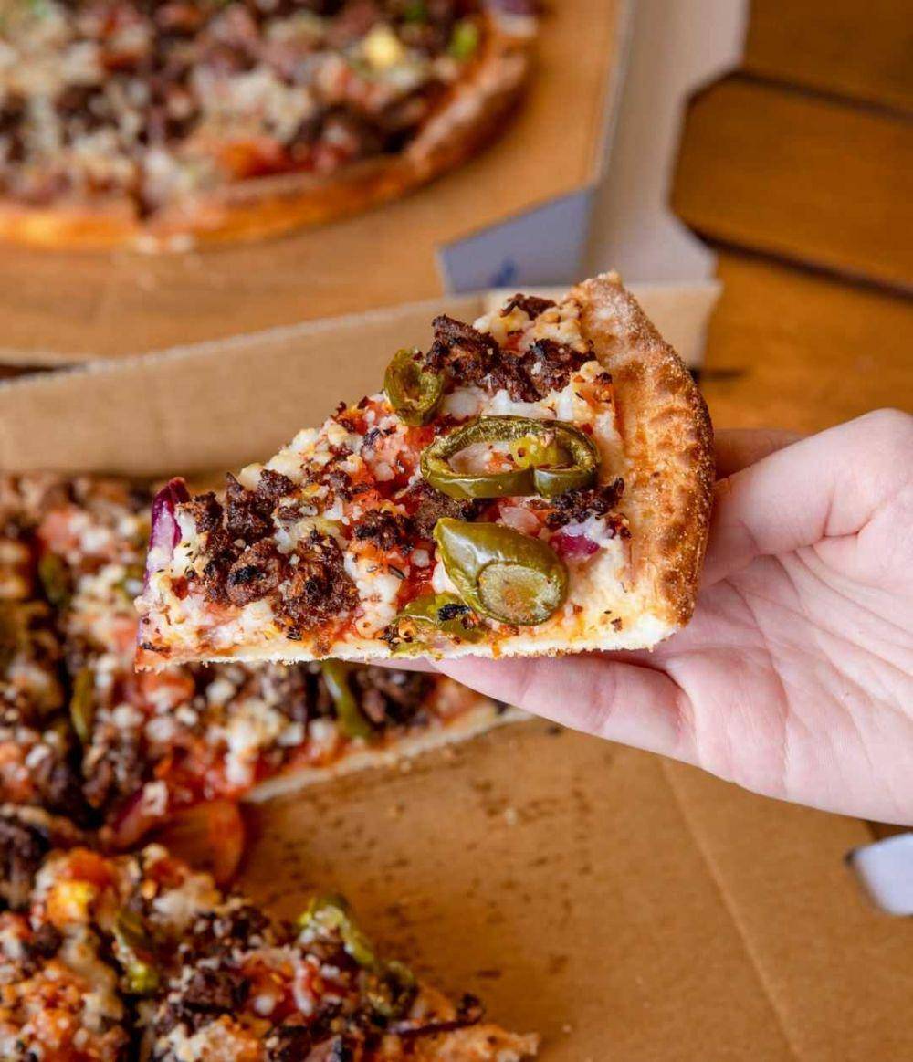 instagram.com/dominos_au
