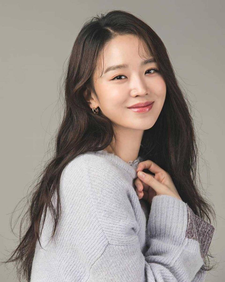 instagram.com/shinhyesun_queen