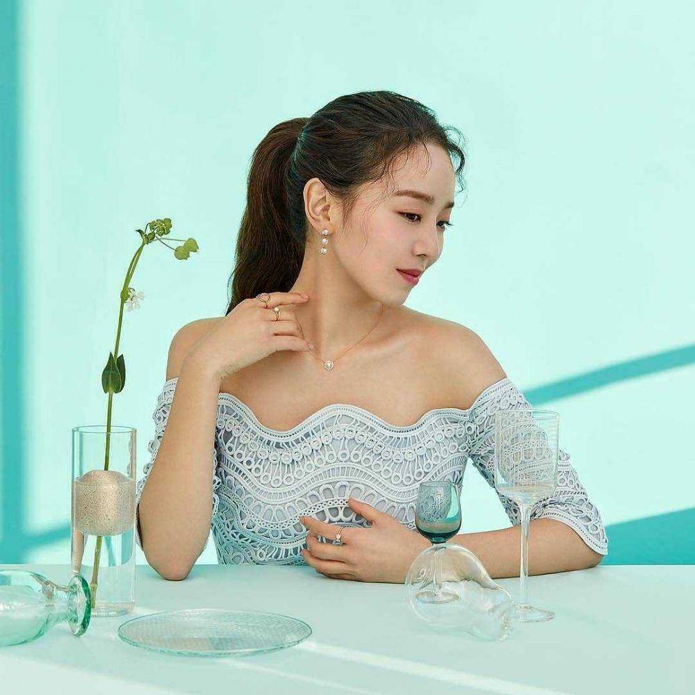 instagram.com/shinhyesun_queen
