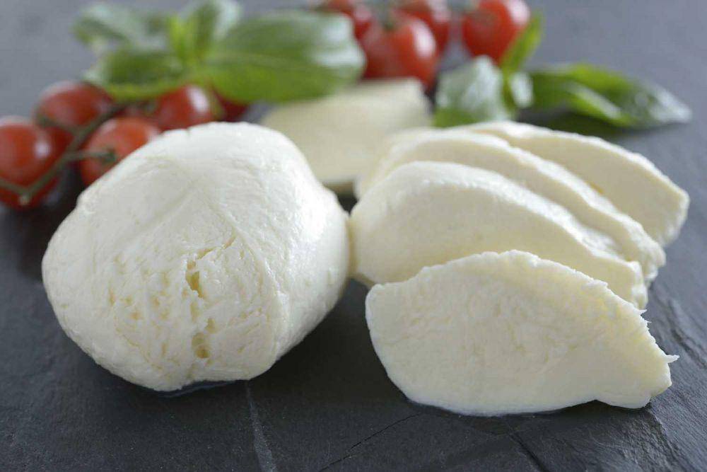 fallinlovewithcheese.com