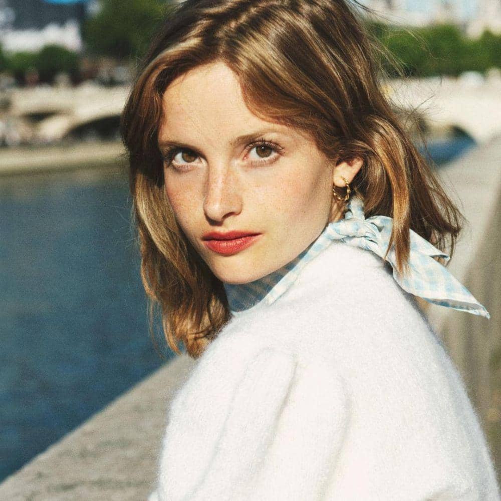 instagram.com/camilleyolaine