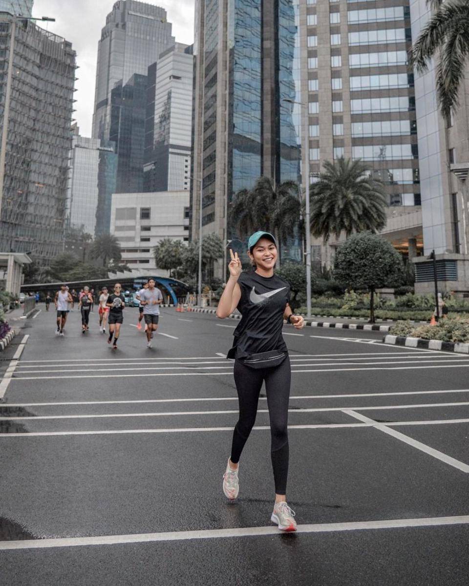 instagram.com/reginapoetiray