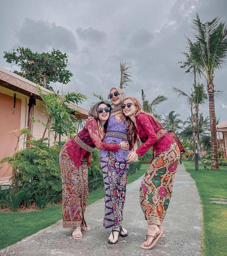 Ria Ricis liburan ke Bali. instagram.com/riaricis1795