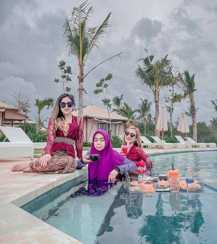 Ria Ricis liburan ke Bali. instagram.com/riaricis1795