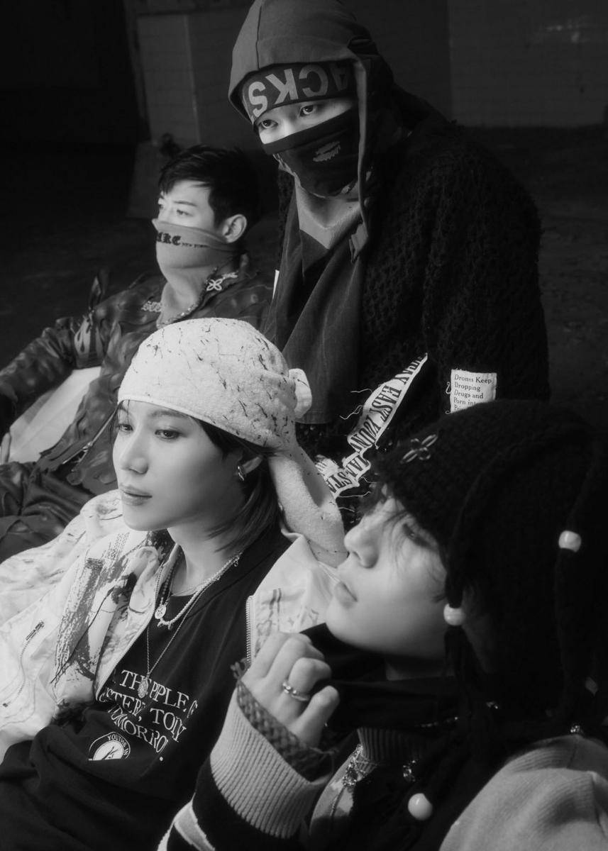 twitter.com/SHINee