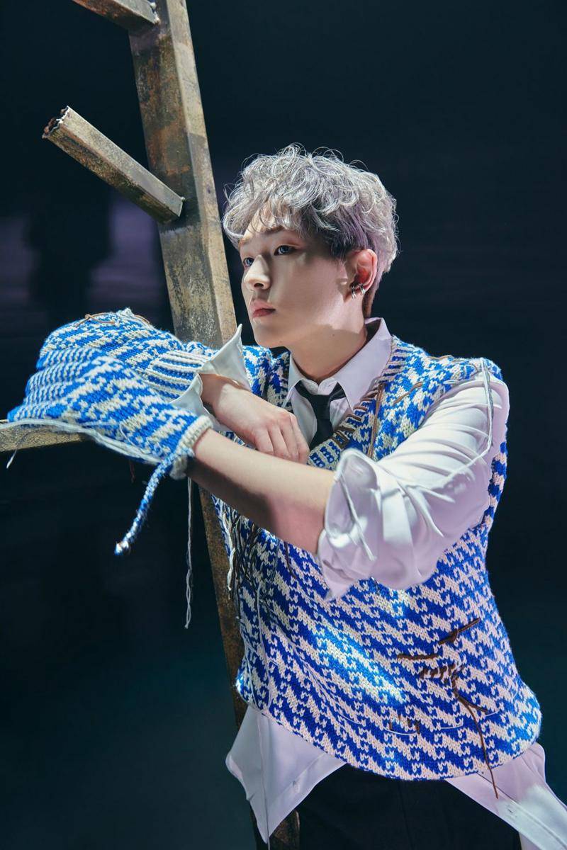 twitter.com/SHINee