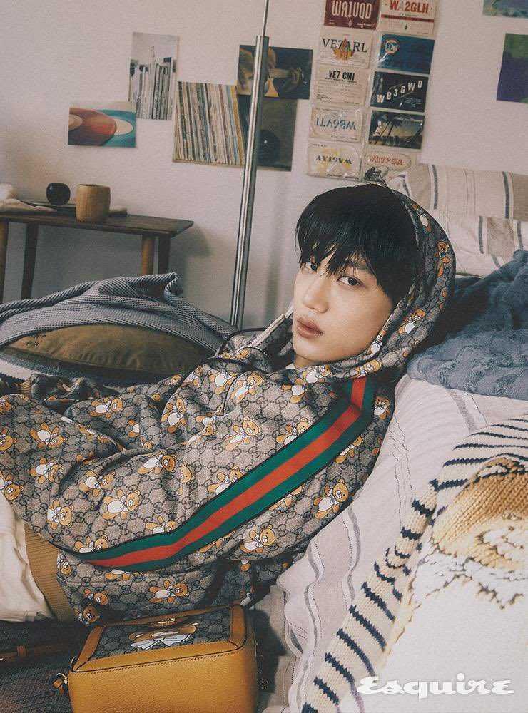 Dok. Esquire Korea