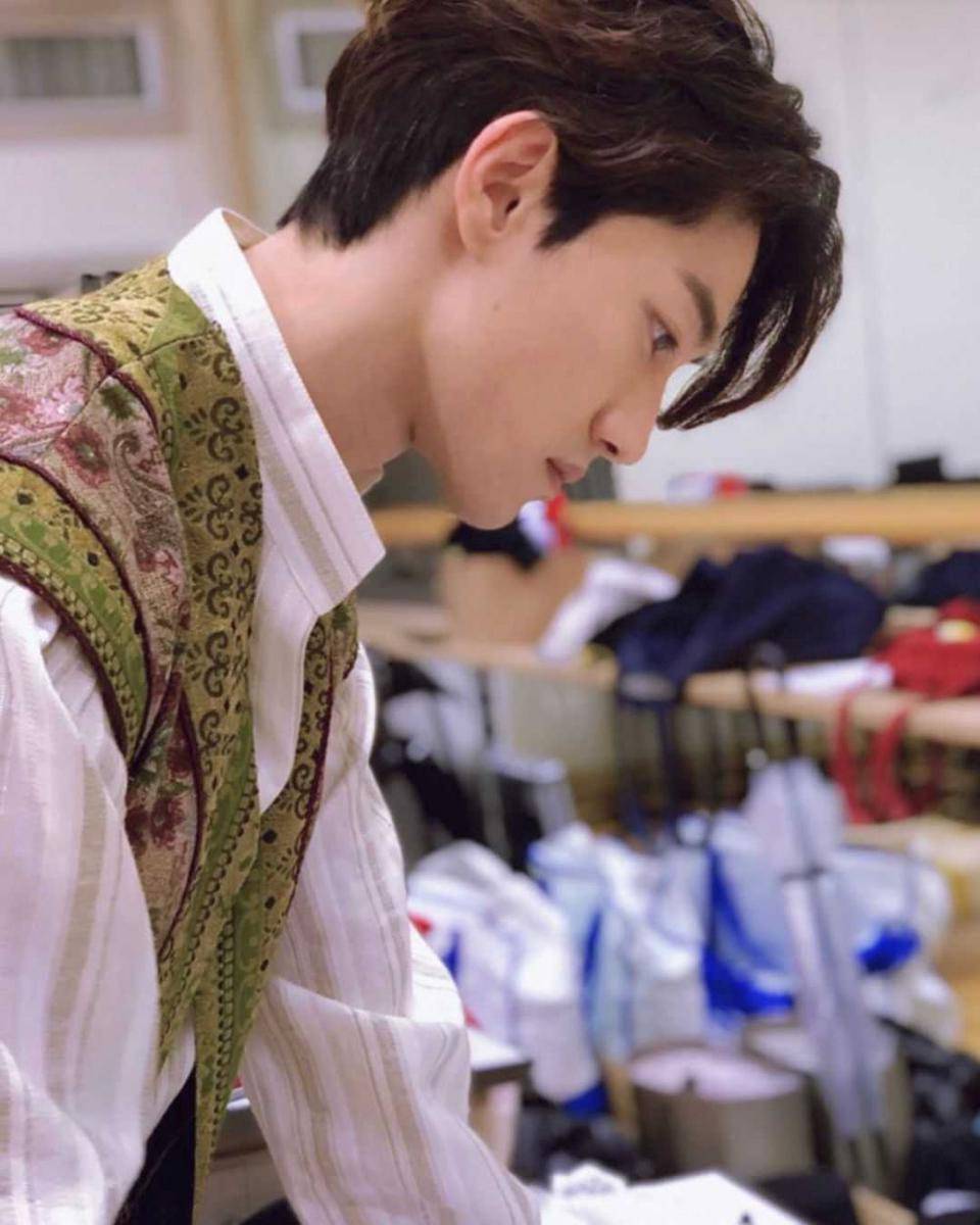 instagram.com/kwakdongyeon0