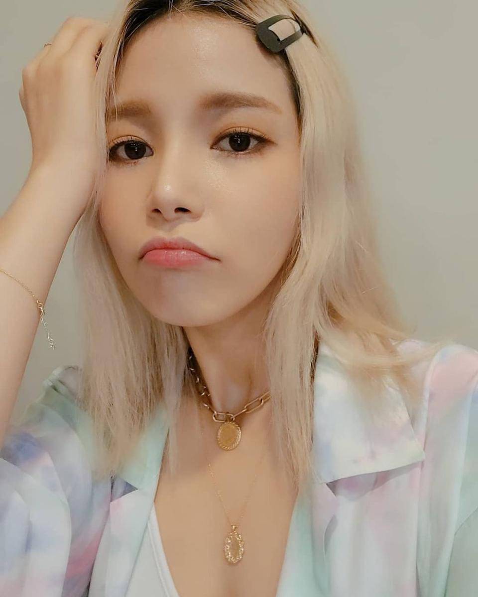 Instagram.com/solar.mamamoo