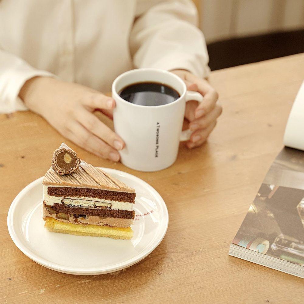 instagram.com/atwosomeplace_official