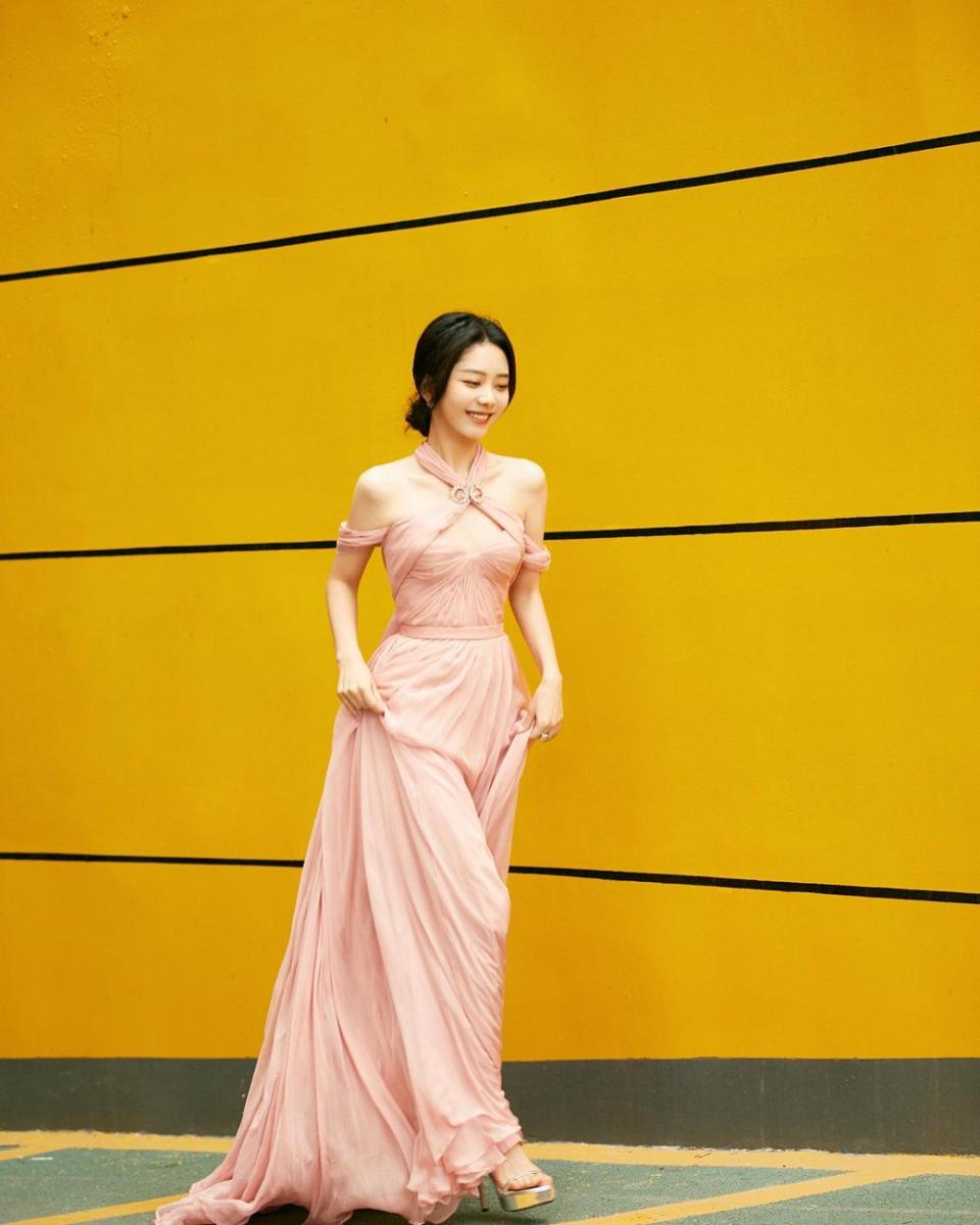 instagram.com/songyun.tan