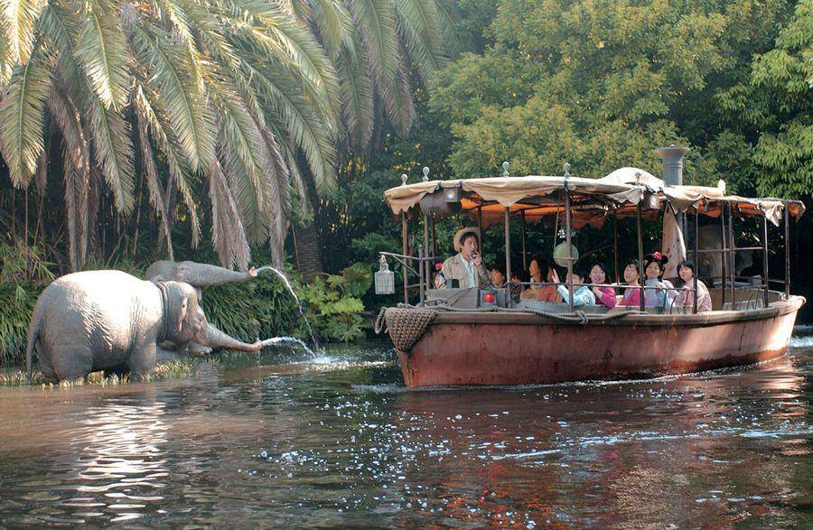 disneyparks.disney.go.com