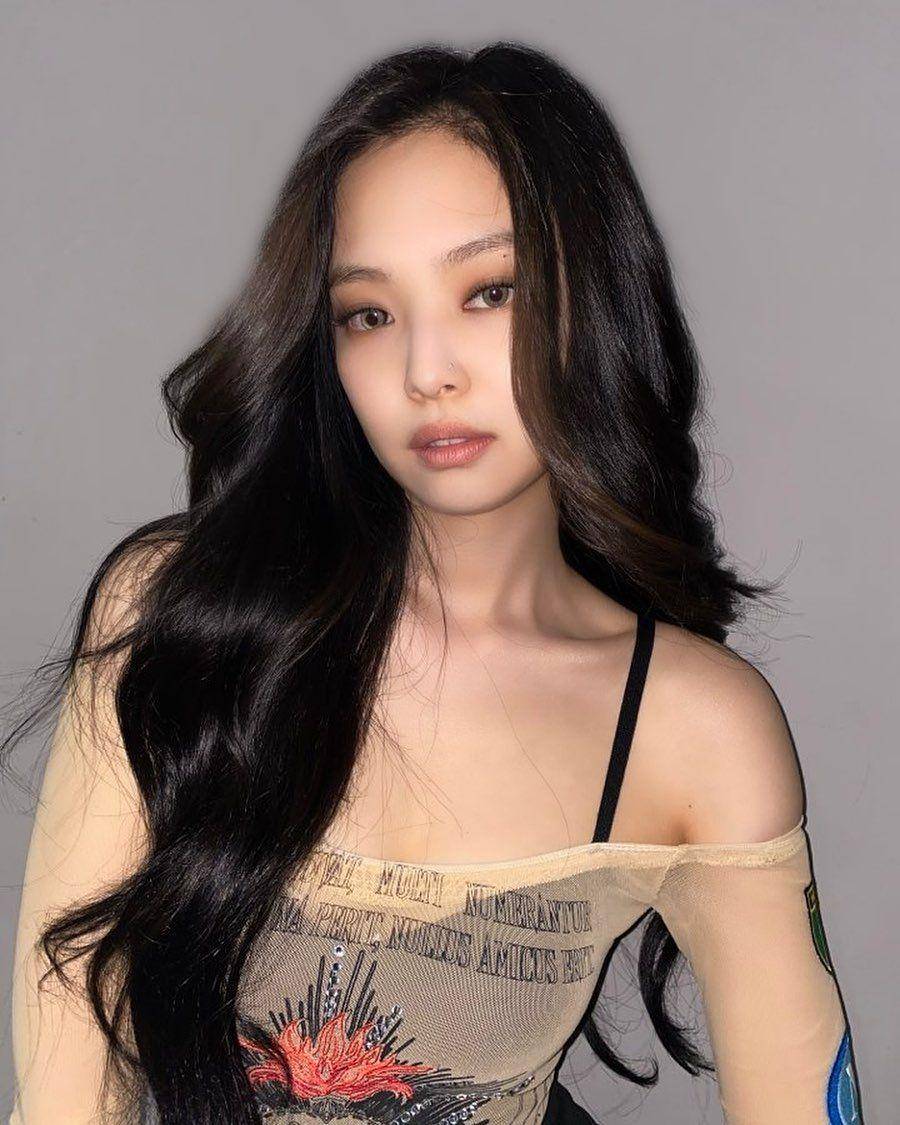 Instagram.com/jennierubyjane
