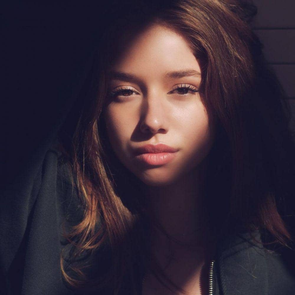 instagram.com/kayladivenere