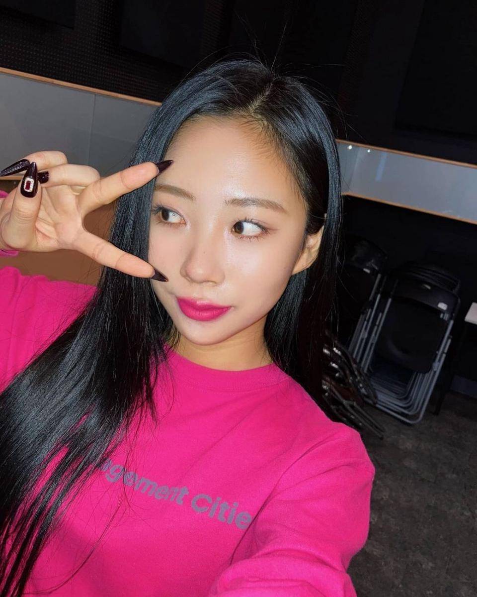 instagram.com/purplekiss_official