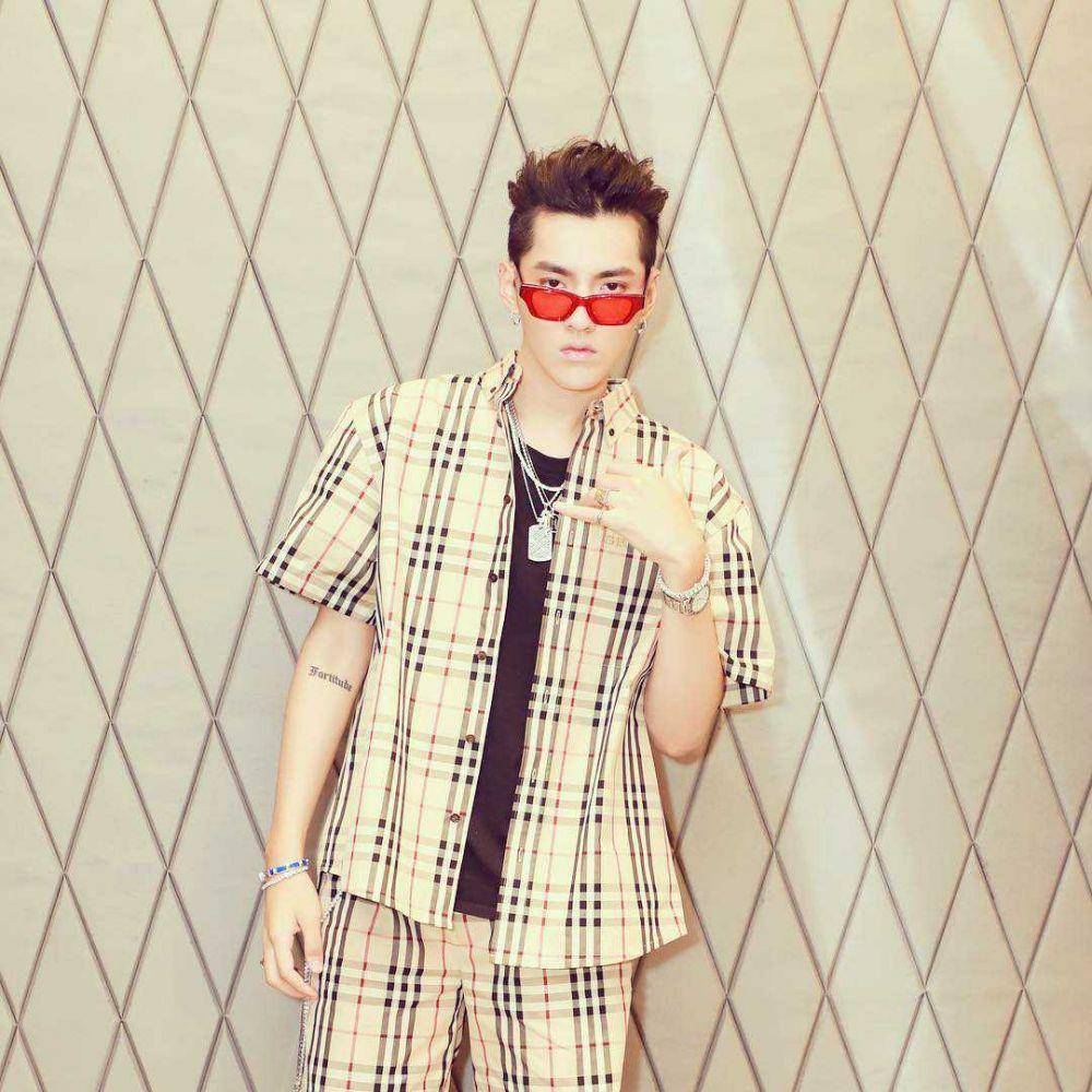 Instagram.com/kriswu