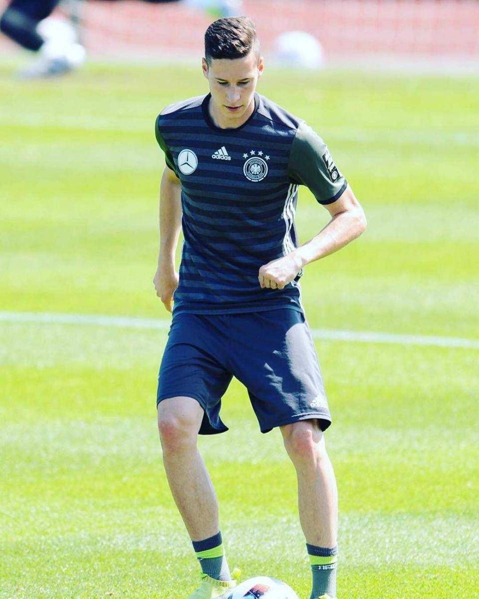instagram.com/draxlerofficial