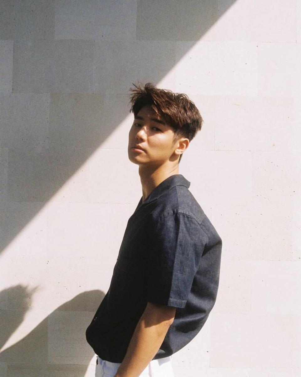 5 Hobi Kang Min Hyuk CNBLUE, Mirip Han Jun Kyung Gak sih?