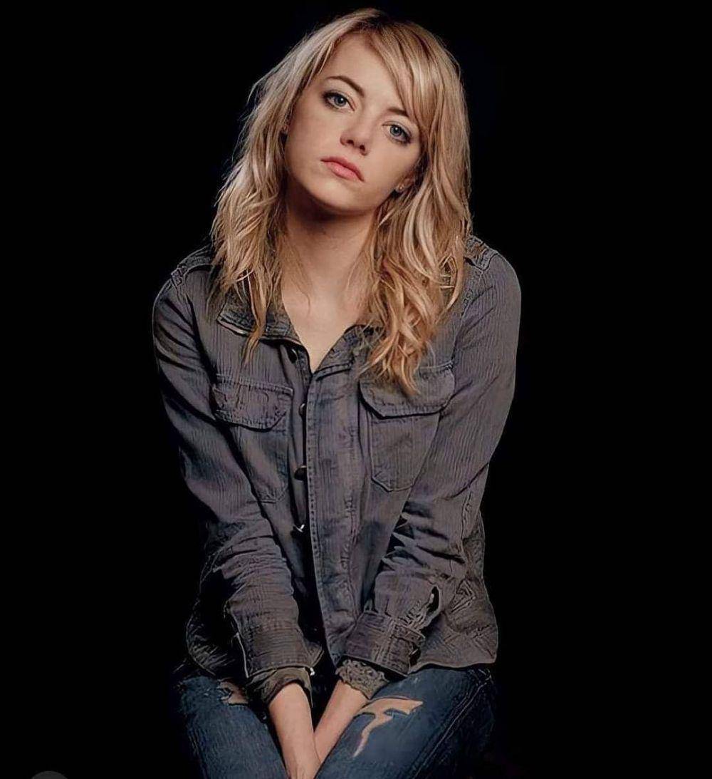 instagram.com/emmastoneoffl