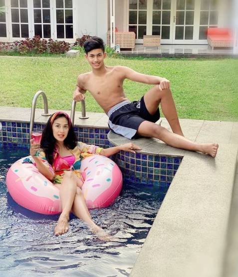 instagram.com/dps_diahpermatasari