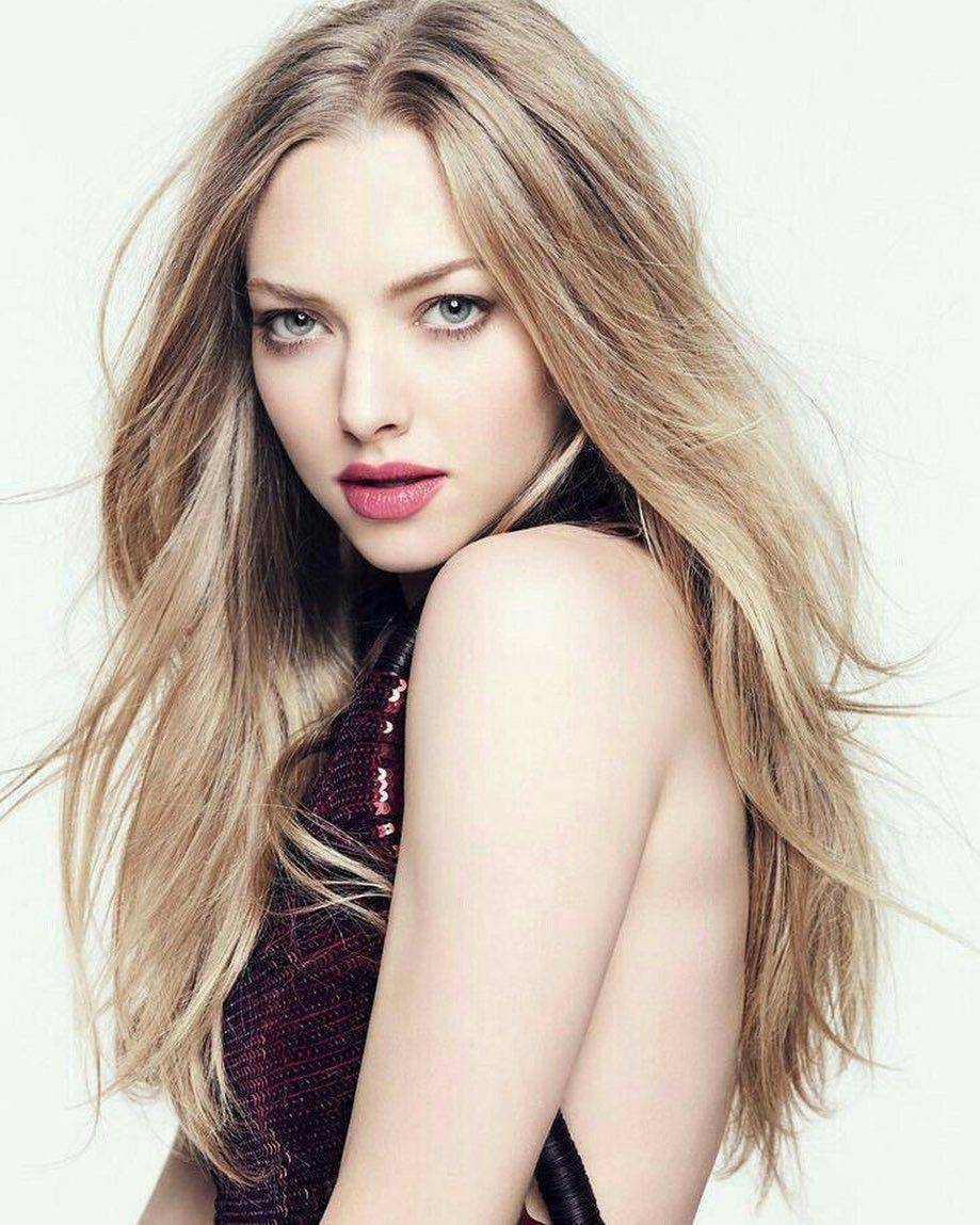 Instagram.com/amanda_seyfried_daily