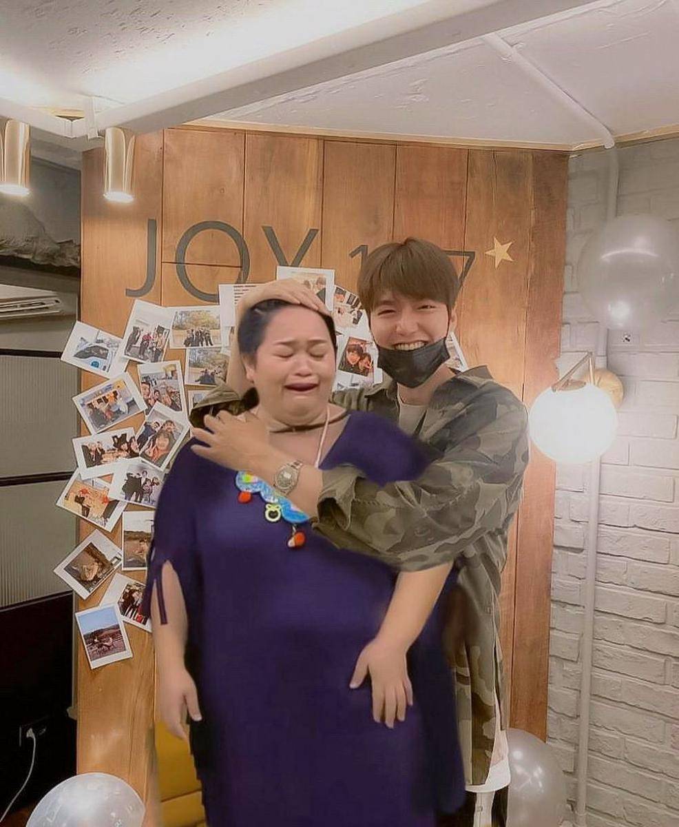 foto editan artis Indonesia jadi pasangan artis Korea (instagram.com/sinyoritaesperanza)