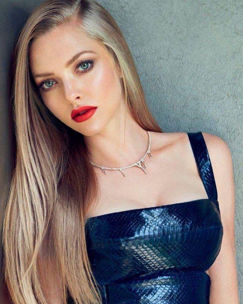 Instagram.com/amanda_seyfried_daily