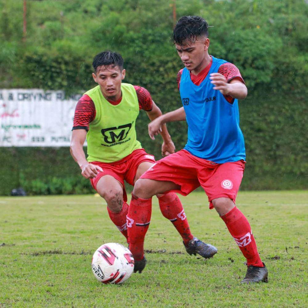 Para pemain Madura United terus mempersiapkan diri di Kusuma Agrowisata, Kota Batu. Instagram/maduraunited.fc