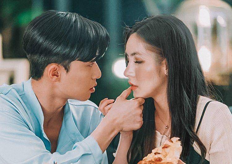 foto editan artis Indonesia jadi pasangan artis Korea (instagram.com/angelalee87)