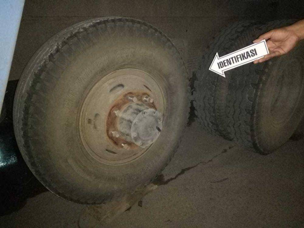 Ban truk meledak dan tewaskan satu orang. Dok. Istimewa