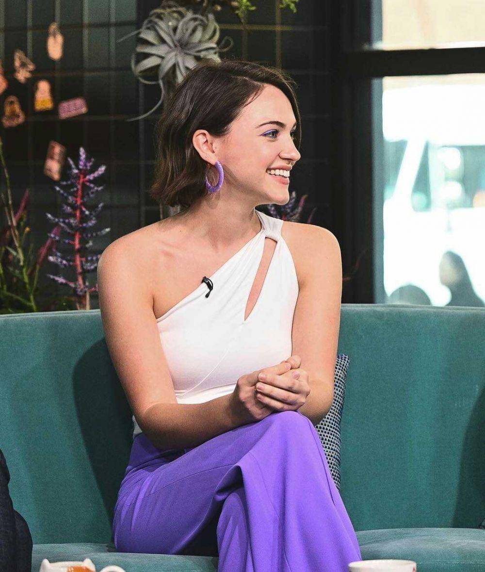 instagram.com/violettbeane