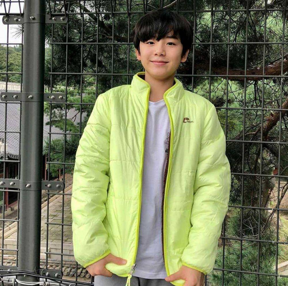 Instagram.com/moonwoojiniverse