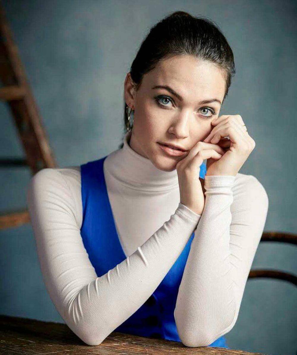 instagram.com/violettbeane