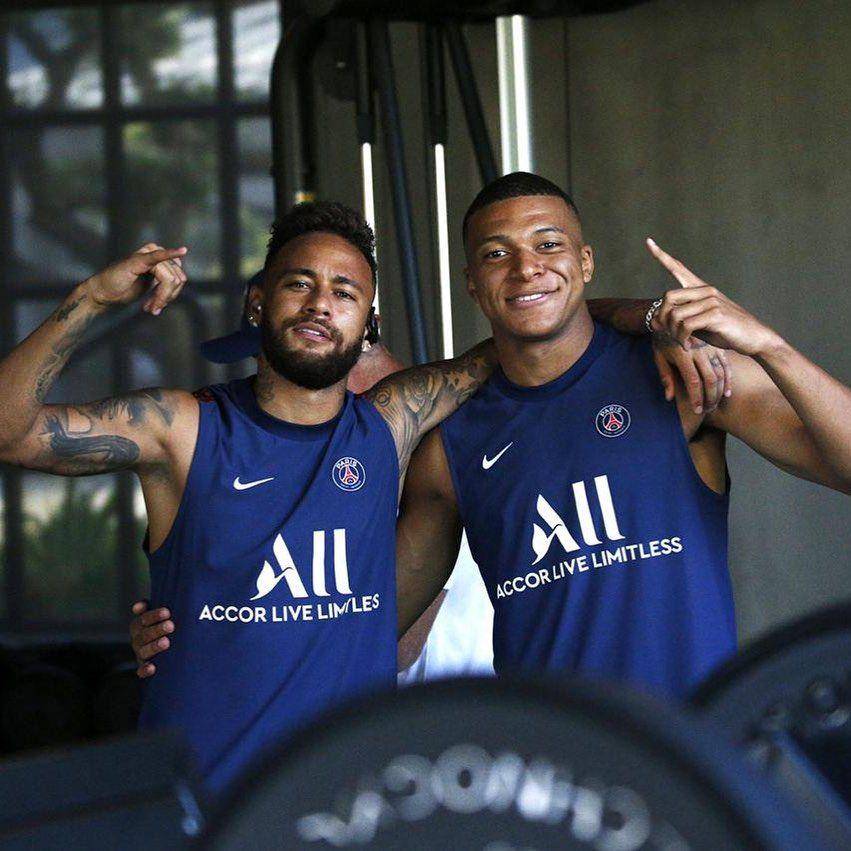 instagram.com/neymarjr