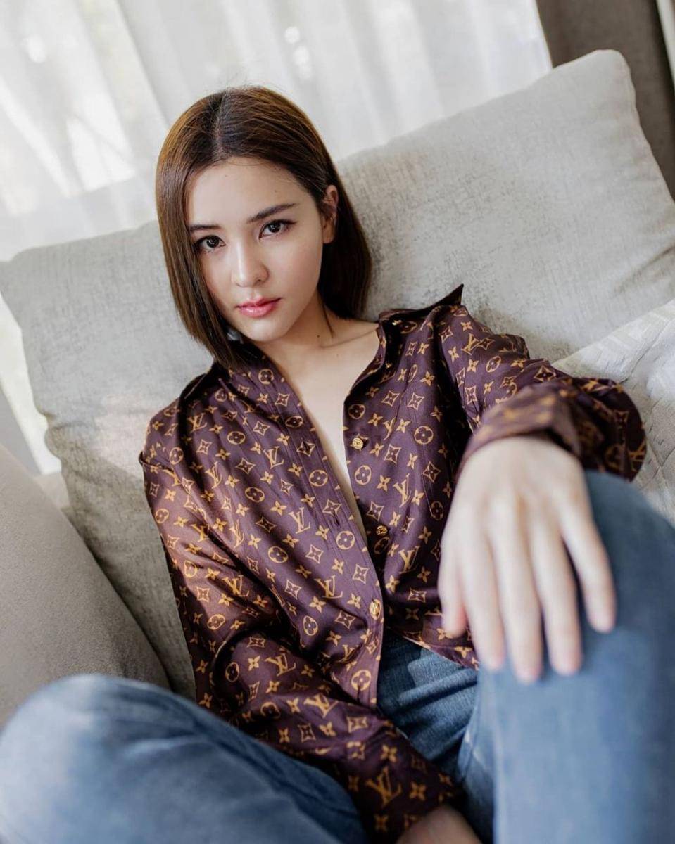 Instagram.com/aom_sushar