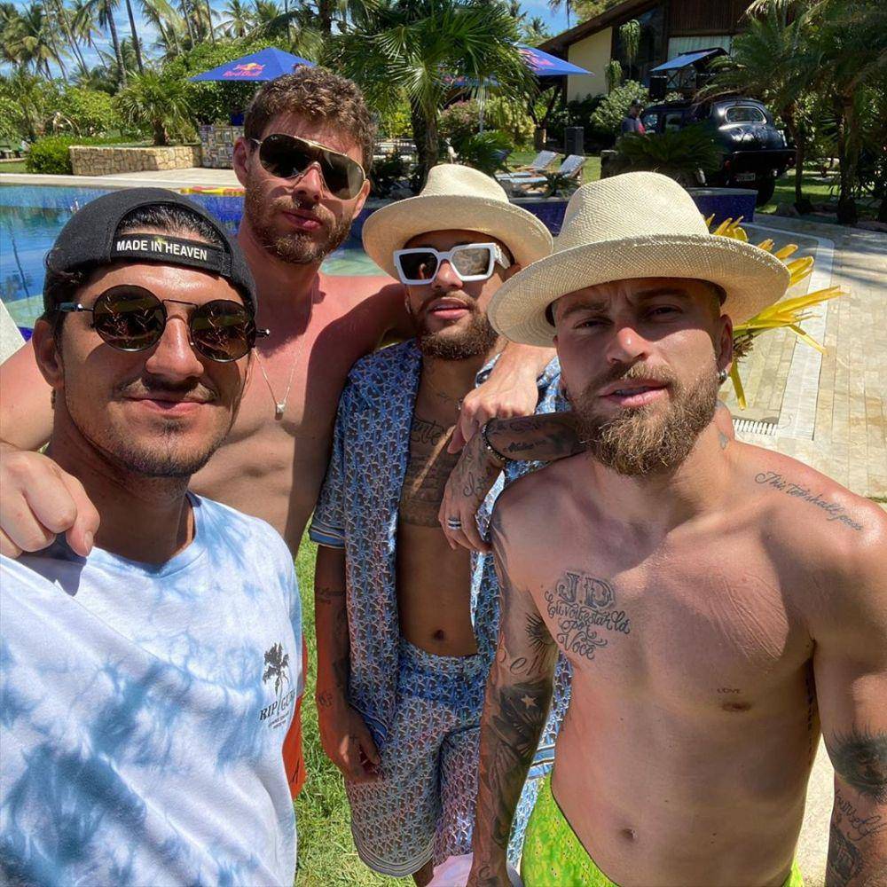 instagram.com/neymarjr