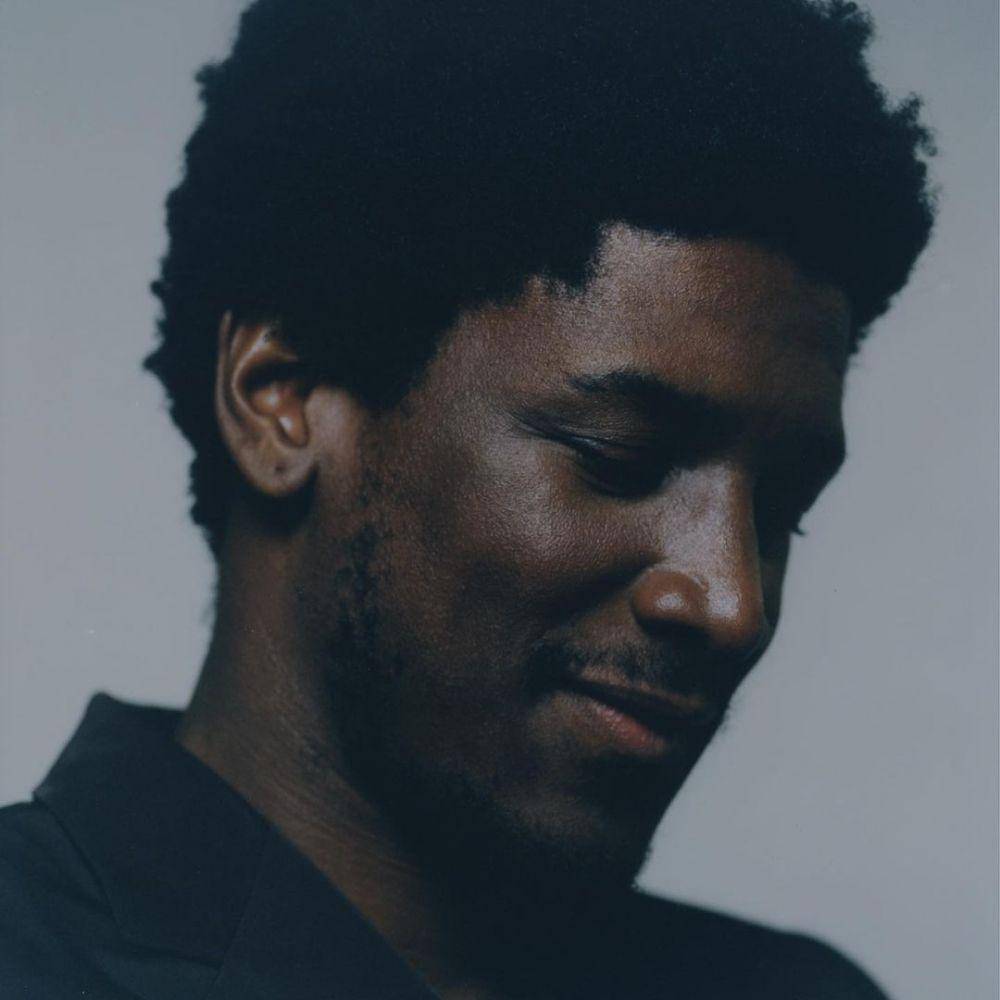 instagram.com/labrinth