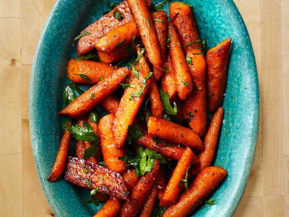 rachaelraymag.com