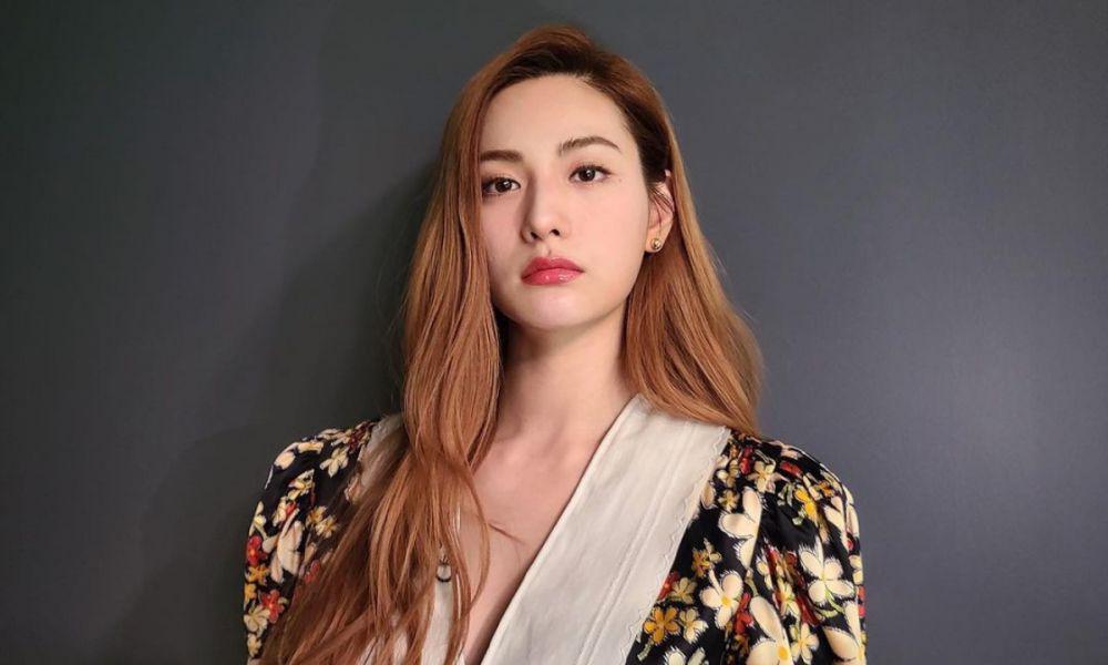 instagram.com/jin_a_nana