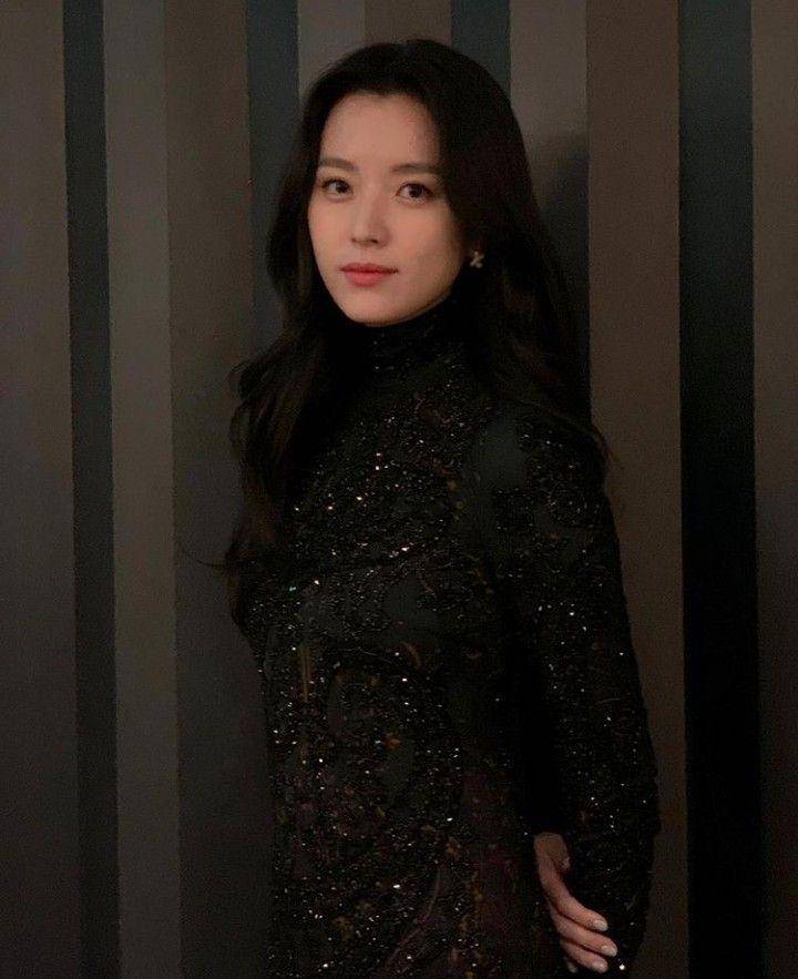 instagram.com/hanhyojoo222