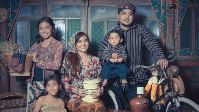 instagram.com/meisya__siregar
