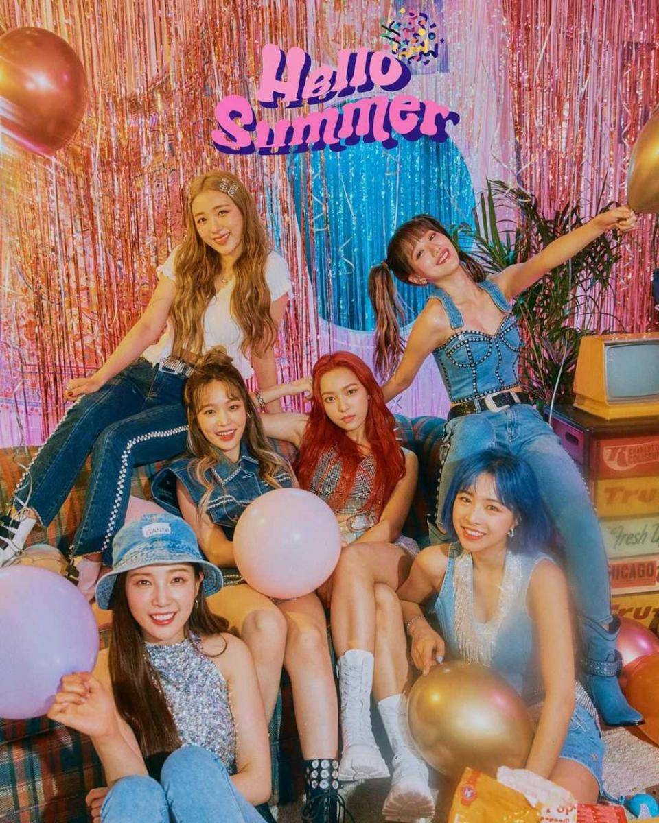 instagram.com/official.april