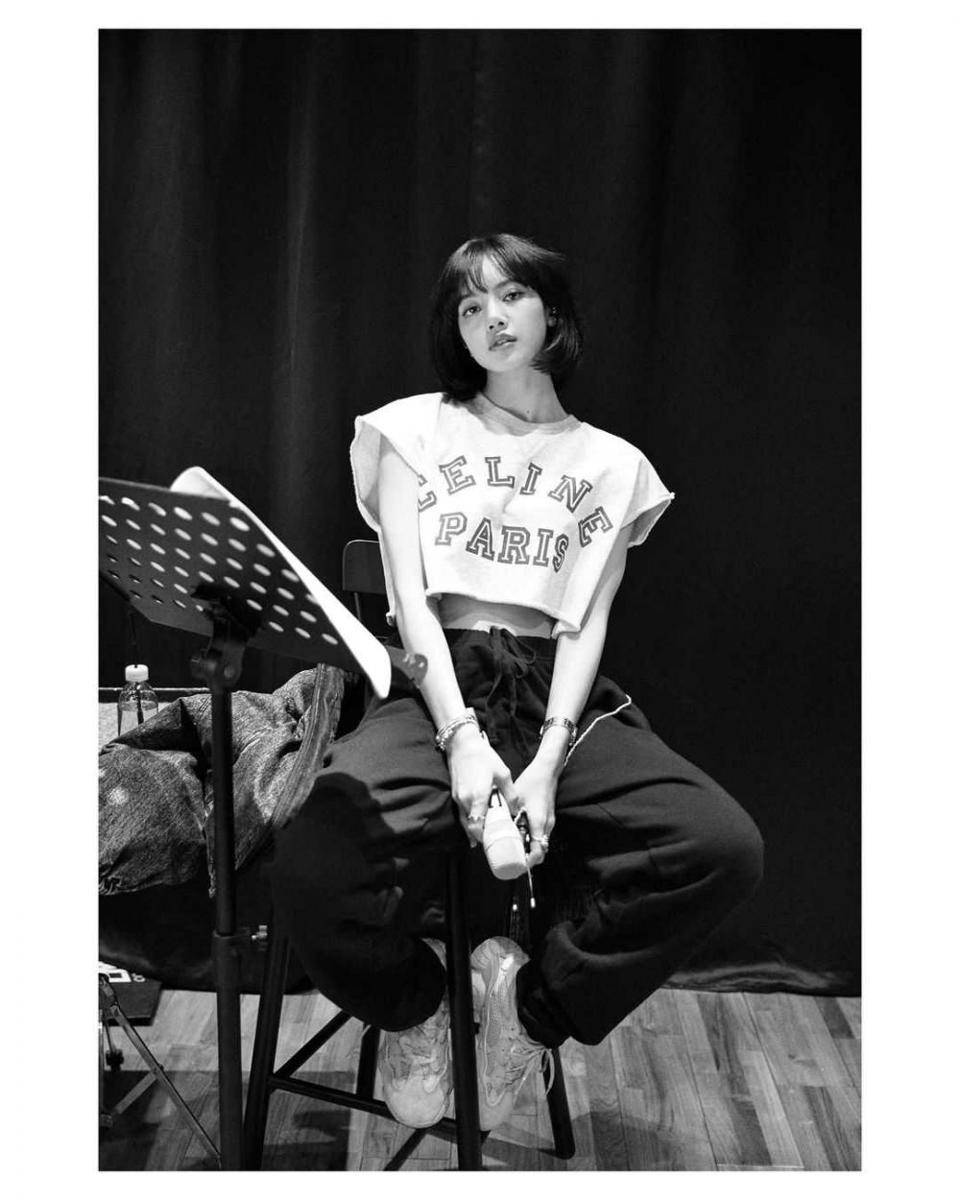 instagram.com/lalalalisa_m
