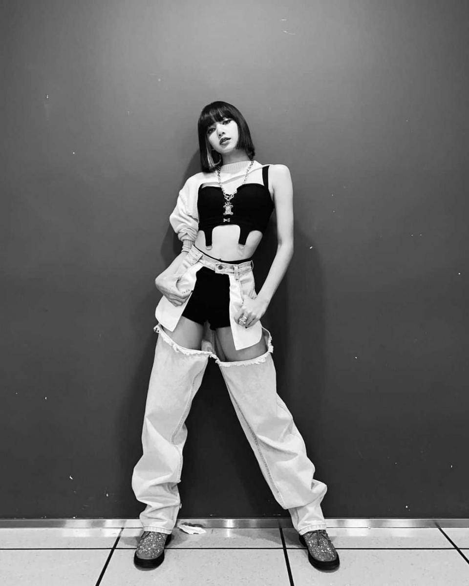 instagram.com/lalalalisa_m
